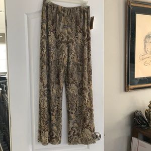 Elegant Pleat Slacks